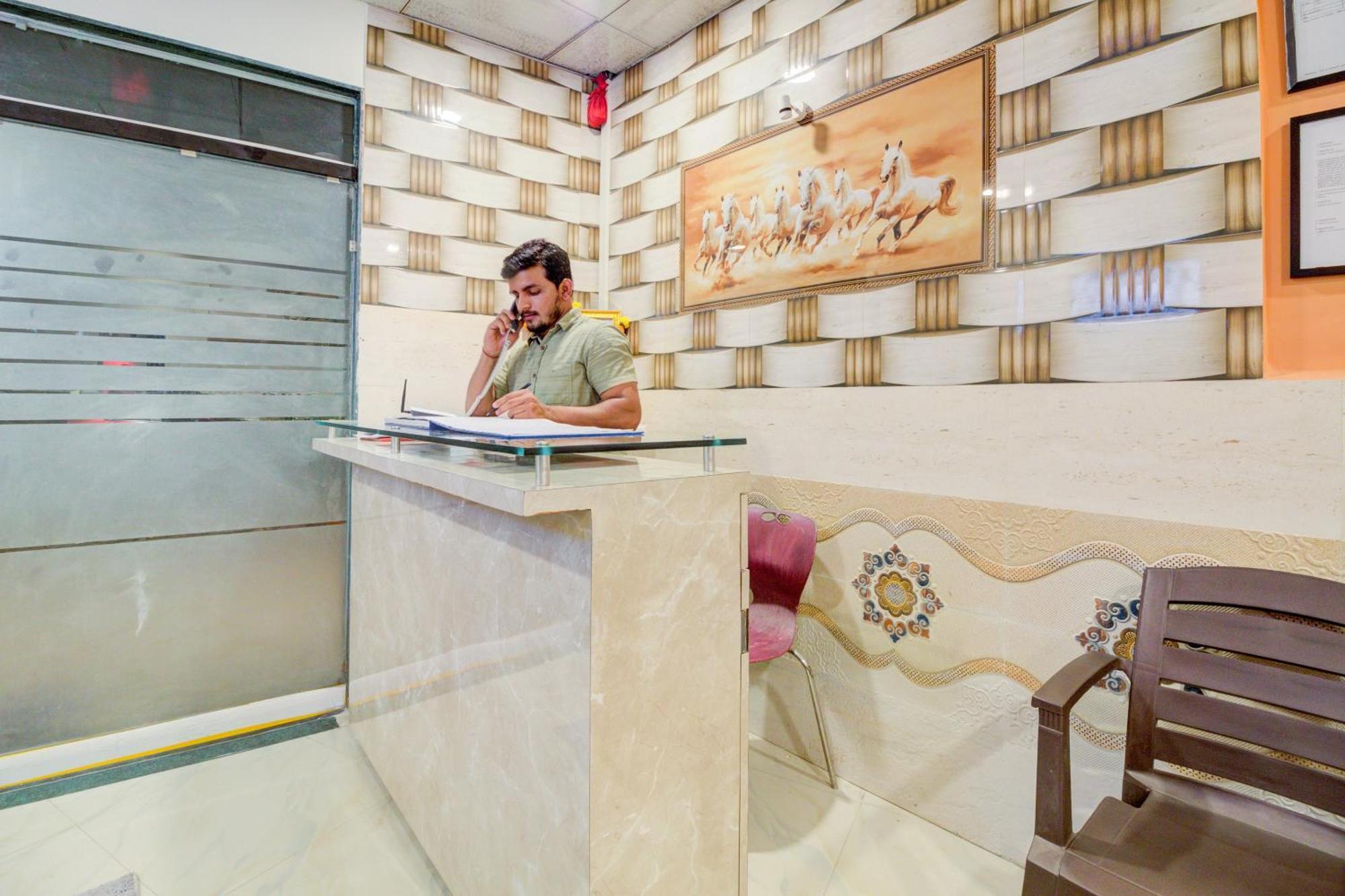 Hotel O Anjali Hotel Мумбаї Екстер'єр фото