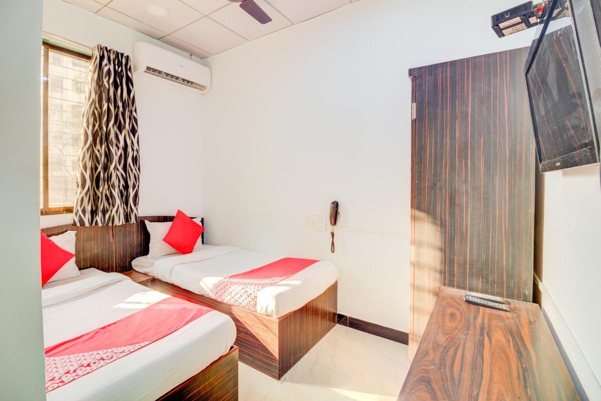 Hotel O Anjali Hotel Мумбаї Екстер'єр фото